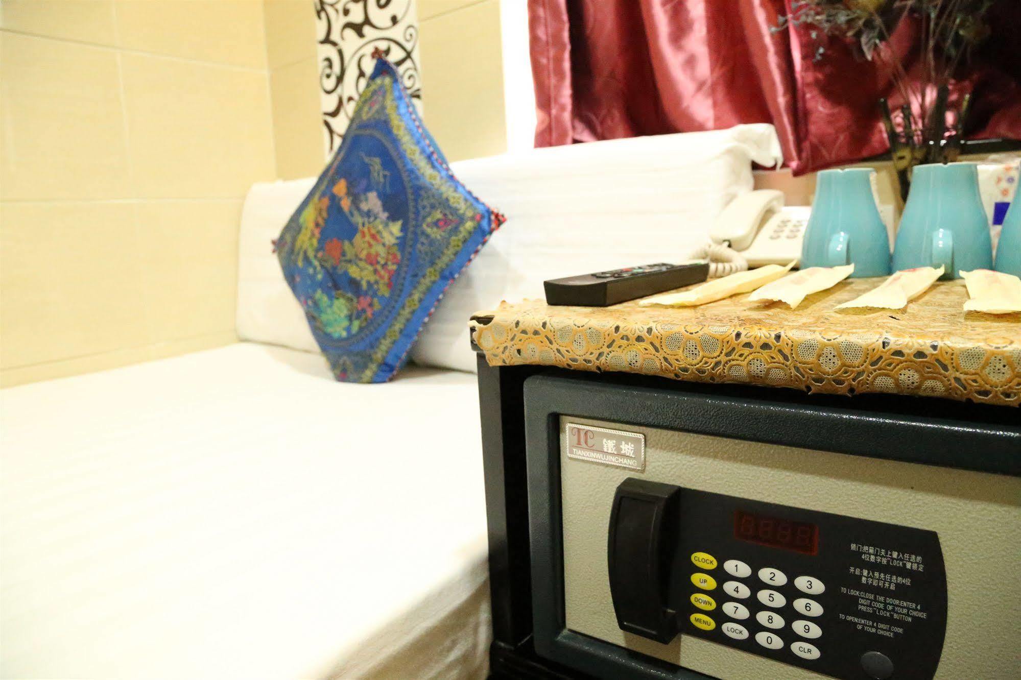 Everest Inn Guest House Hong Kong Bagian luar foto